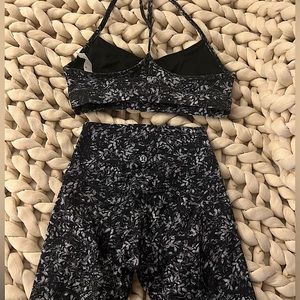 Lululemon Flow Y Bra Floral Print Size 6 & Align 25" Leggings Size 2 — FULL SET!